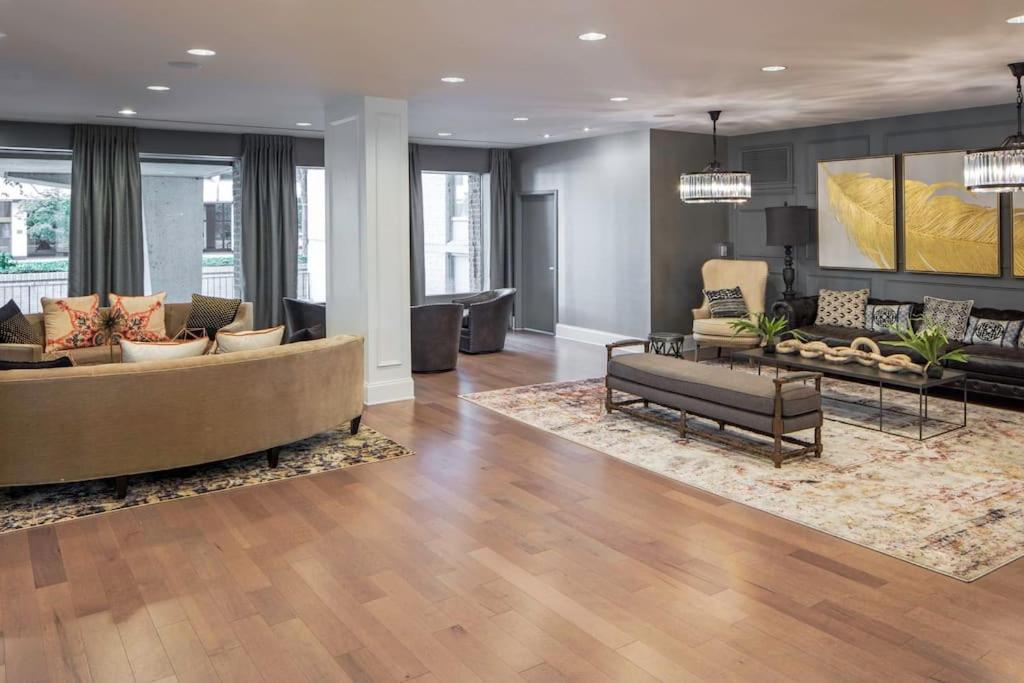 Style And Convenience Apartment At Crystal City Арлингтън Екстериор снимка