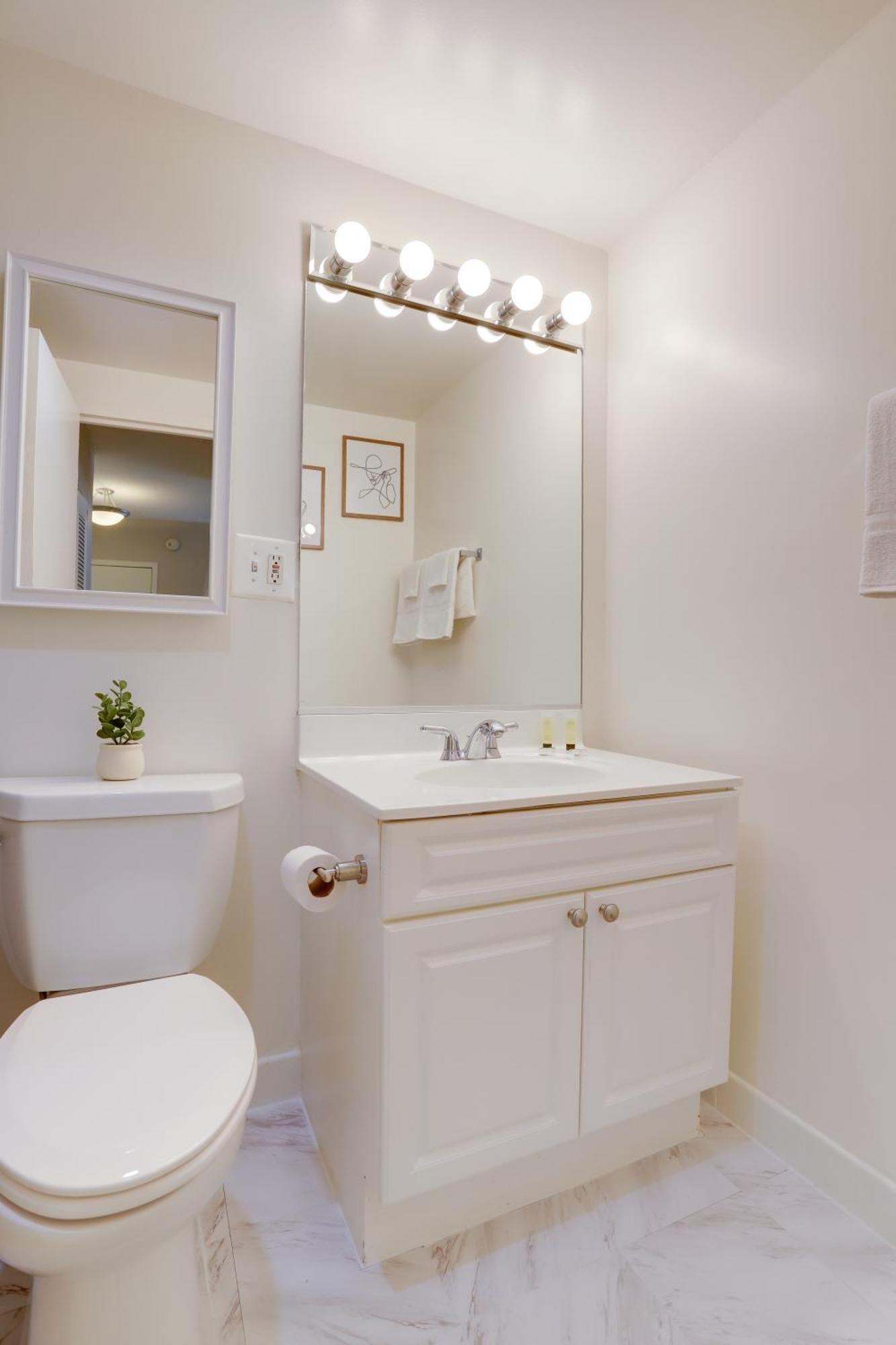 Style And Convenience Apartment At Crystal City Арлингтън Екстериор снимка