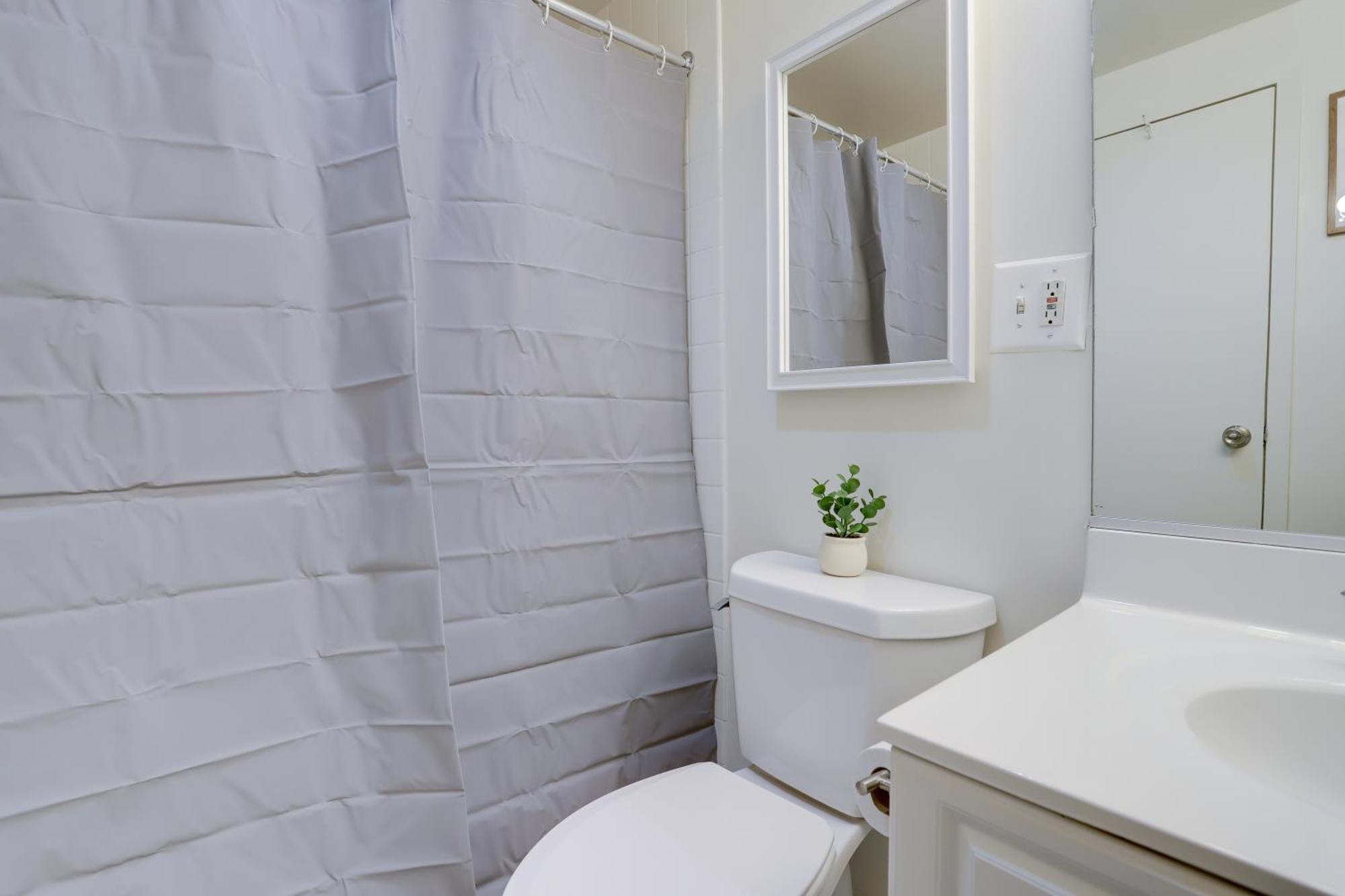 Style And Convenience Apartment At Crystal City Арлингтън Екстериор снимка
